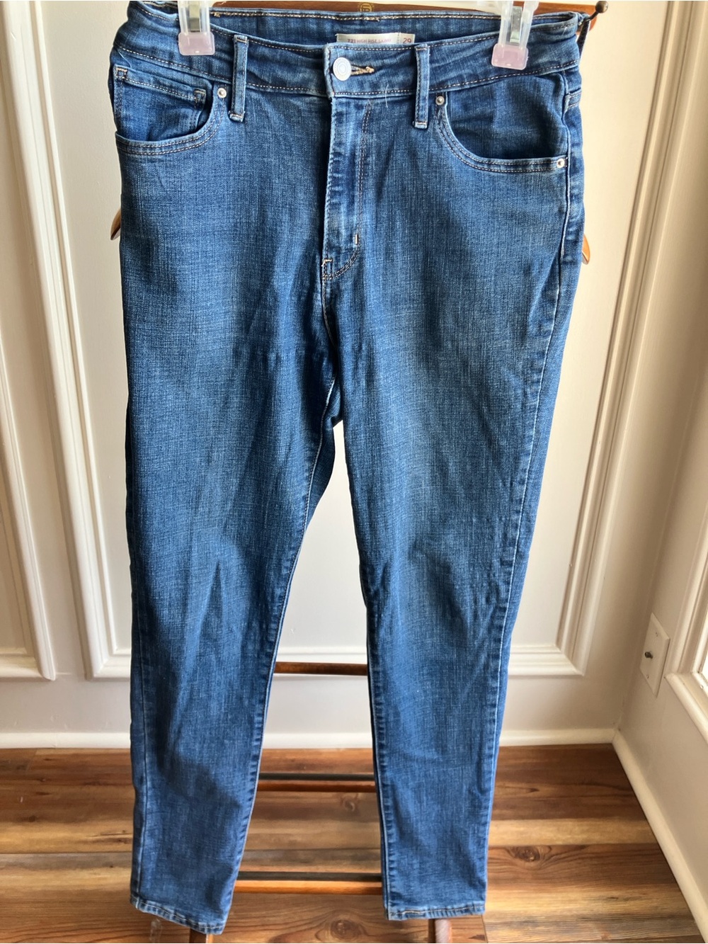 Levi’s 721 High Rise Skinny Jeans Women’s Size 29 Medium Wash Stretch Denim